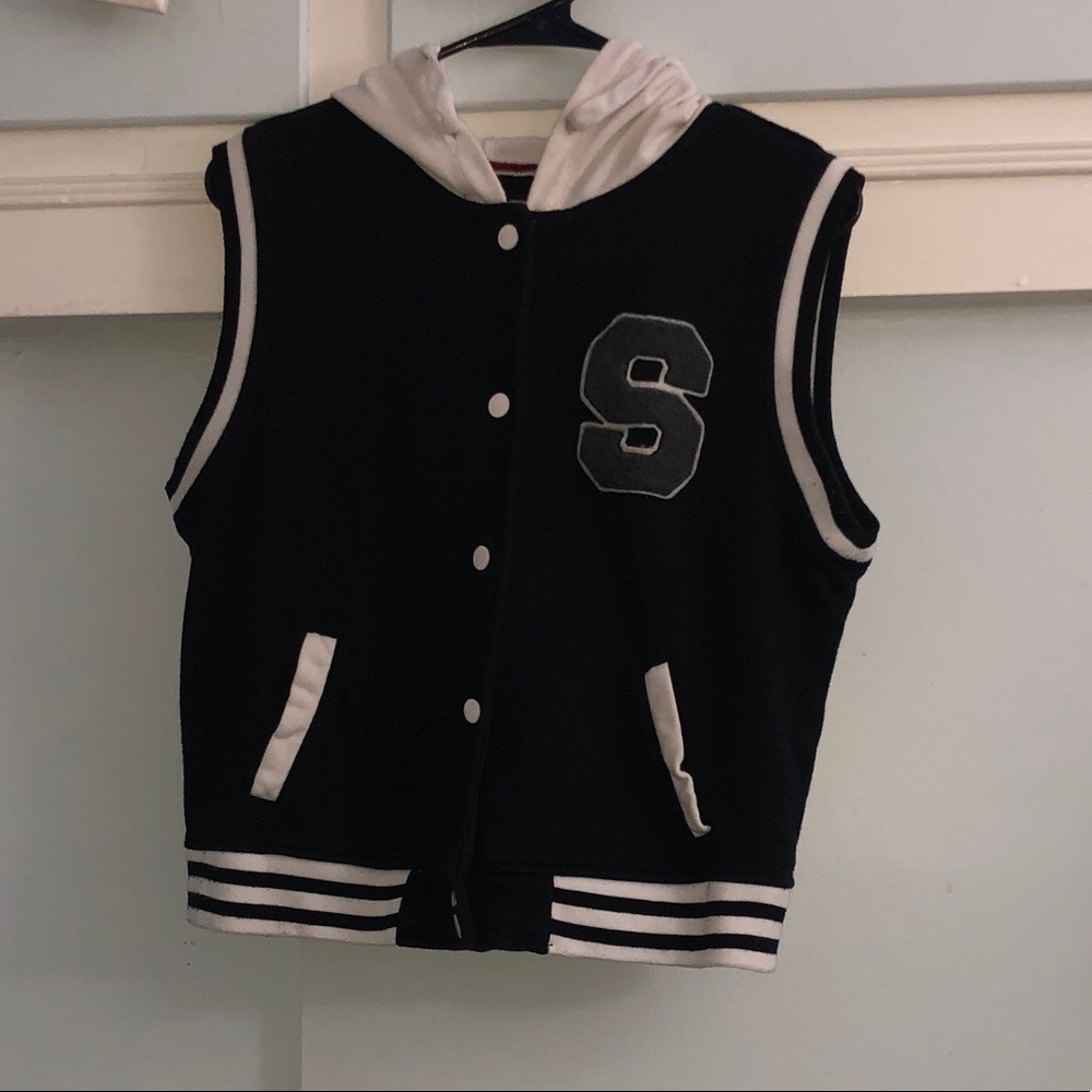 SP Classic sleeveless varsity jacket